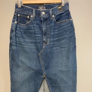 Abercrombie Women’s Long Denim Skirt - BNWT